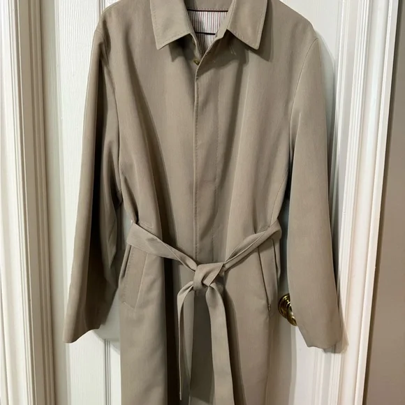 Sanyo trench coat - Picture 3 of 14